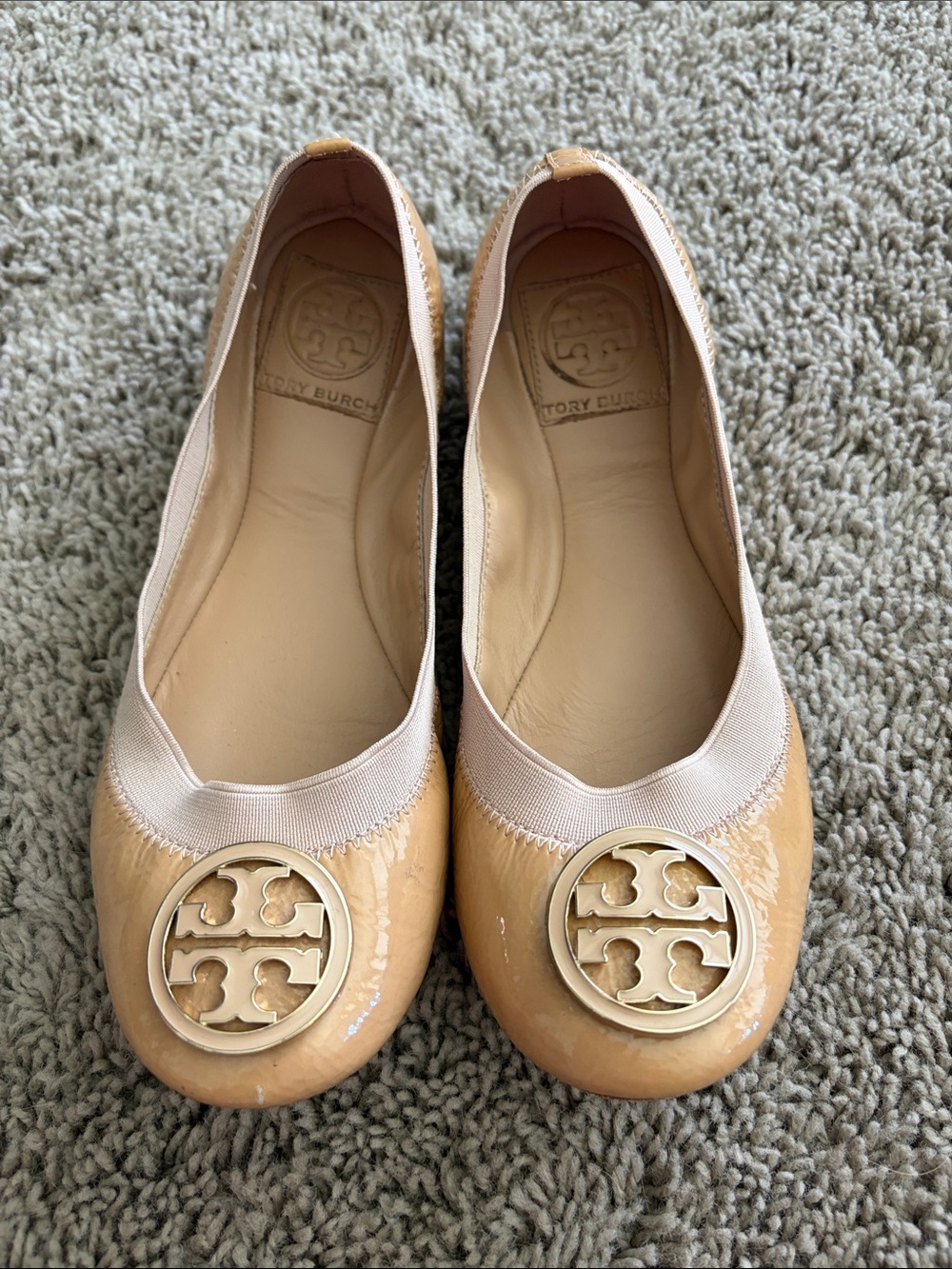 Tory Burch Caroline Patent Leather Ballerina Flats Shoes Nude Beige
Size 6.5M